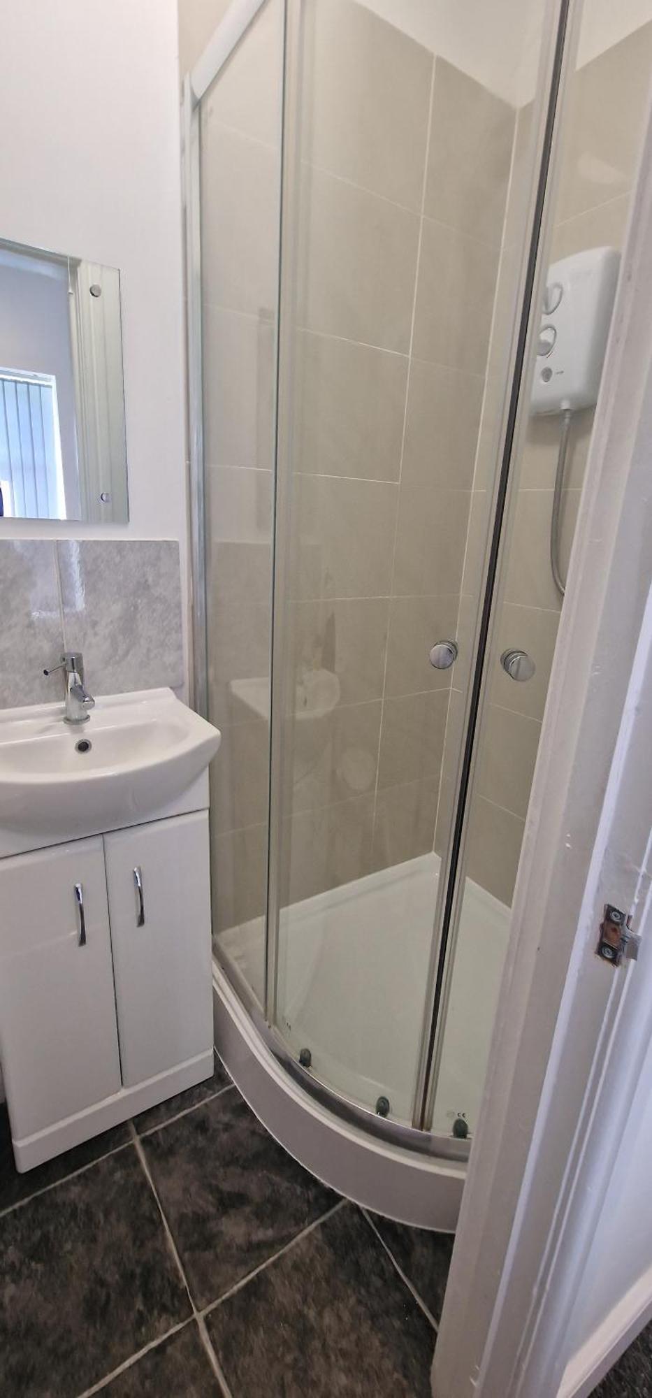 Luxury Double & Single Rooms With En-Suite Private Bathroom In City Centre Stoke On Trent Exterior photo